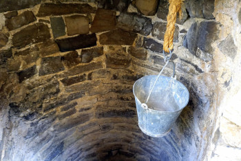 Фотография к новости: Жители 11 поселков возле Байконура вынуждены пить воду из колодцев