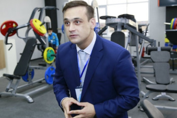 Откровения Ильи Ильина: Вегетарианец, массу набираю тортами, больно терять родное