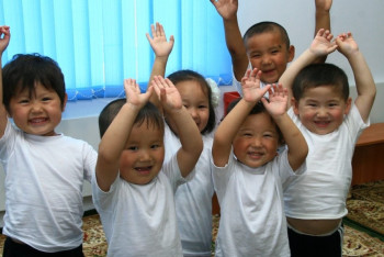 Рожать легче, чем строить - Байбек о нехватке детсадов в Алматы