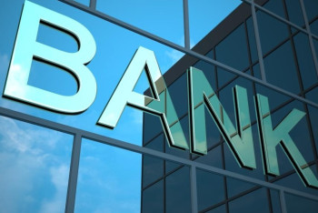 Клиентам банка RBK лучше выждать время и не суетиться – эксперт 