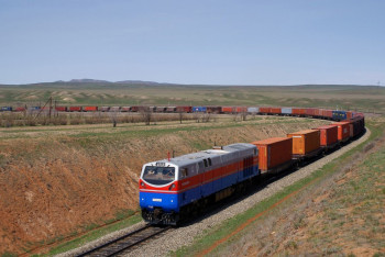 Фотография к новости: Казахстан начал экспорт продукции в Турцию по новой железной дороге БТК