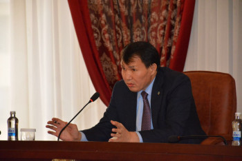 Проблему зданий для ЦОНов подняли в Акмолинской области