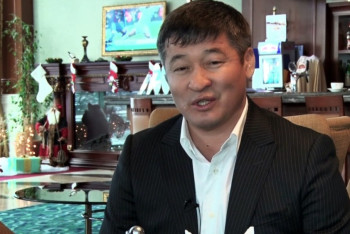 Фотография к новости: Решение принято, не время для пустой полемики - Турлыханов о латинице