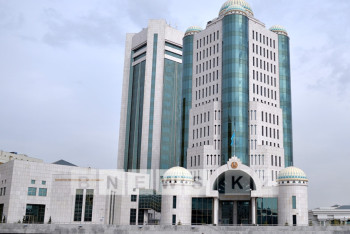 Фотография к новости: Законопроект о поправках по вопросам занятости и миграции представили в Мажилисе