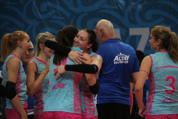 Фотография к новости: Кто самая лучшая волейболистка в Казахстане 