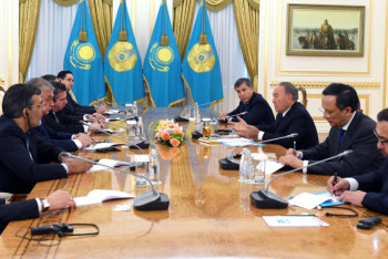 Фотография к новости: Нурсултан Назарбаев принял участников Астанинского процесса