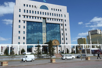 Фотография к новости: В 105 округах Казахстана выбрали депутатов маслихатов 