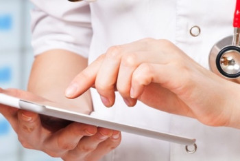 Фотография к новости: Медучреждения избавятся от бумажных карт пациентов в ЗКО