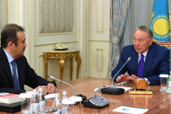 Фотография к новости: Масимов доложил Назарбаеву о текущей обстановке в стране