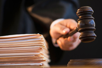 Фотография к новости: За поддельное экологическое удостоверение осуждена медсестра в ВКО  