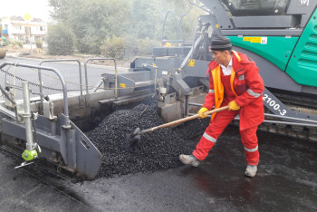 Бизнесмен и чиновник в Уральске судятся после экспериментов с асфальтом