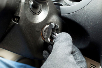 Освободить от налогов владельцев угнанных авто предложили в Казахстане