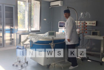 40% ожогов тела получил рабочий от удара током в Алматы