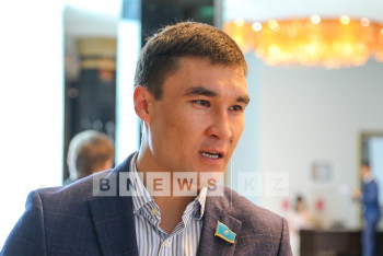 Серик Сапиев об «автобусном сборе»: Это нецелесообразно для наших жителей