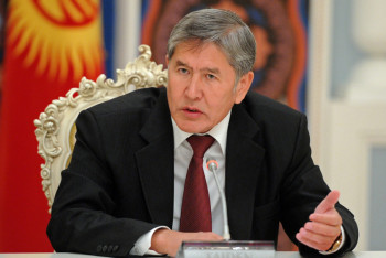 Фотография к новости: Атамбаев пообещал пресечь попытки дестабилизации Кыргызстана в период выборов