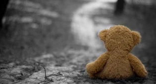 Двух годовалых малышей бросили на улице в Актобе