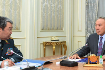 Фотография к новости: Назарбаеву доложили о текущем состоянии Вооруженных сил страны