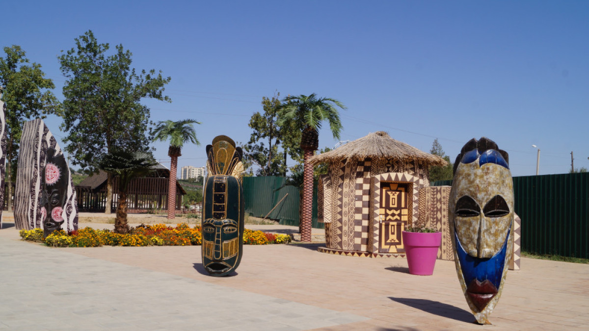 Мария Захарова