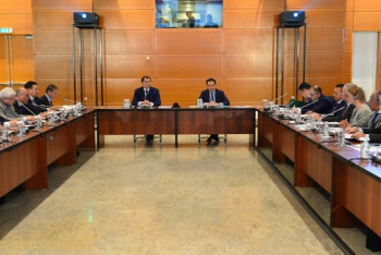 Фотография к новости: Сагинтаев провел встречу с главами нефтегазовых компаний