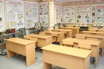 11-летняя девочка из Алматы никогда не ходила в школу