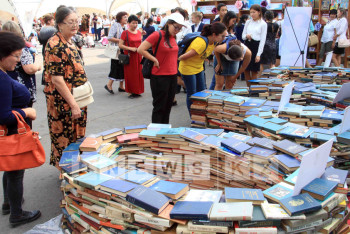 В Алматы проходит самый крупный книжный фестиваль Kitapfest