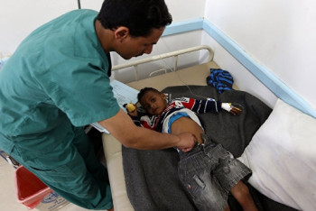 Фотография к новости: В Йемене более 600 тысяч человек пострадали из-за холеры 