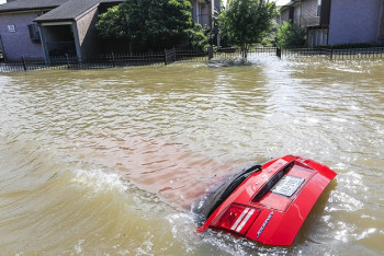 «Харви» унес десятки жизней и нанес ущерб в 180 млрд долларов