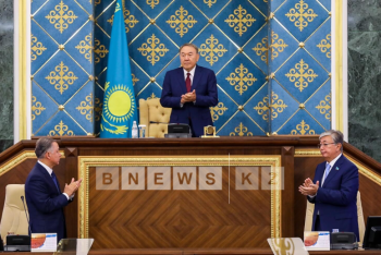 Фотография к новости: Назарбаев принимает участие в совместном заседании палат парламента 