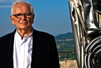 Пьер Карден отменил визит в Астану из-за плохого самочувствия