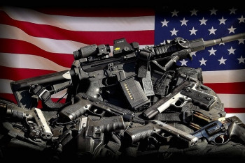 Фотография к новости: Казахстанец купил через eBay украденное в США оружие 