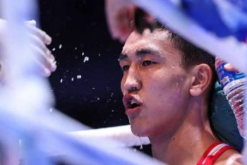 Фотография к новости: В двух шагах от звания чемпиона мира: Одолеет ли казахстанец Аманкул азербайджанца Шахсуварлы