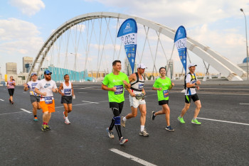 Фотография к новости: По 13 тыс долларов получили победители марафона в Астане