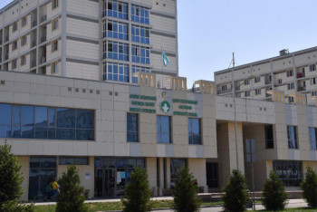 Длинные очереди и отсутствие условий для инвалидов. С какими проблемами сталкиваются ЦОНы Алматы