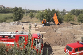 В Уральске водителя грузовика убило током