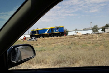 Тепловоз столкнулся с автомобилем в Актау
