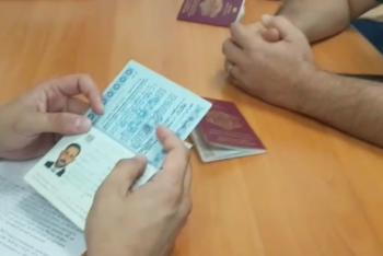 Фотография к новости: На рейсе Астана - Лондон задержаны двое сирийцев с документами граждан Болгарии