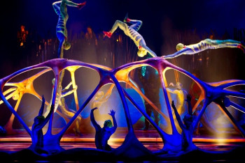 Артисты цирка Дю Солей проведут мастер-классы для казахстанских детей с синдромом Дауна