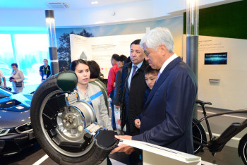 Фотография к новости: Алматинская область намерена перенять передовой опыт Швейцарии в сфере агросектора