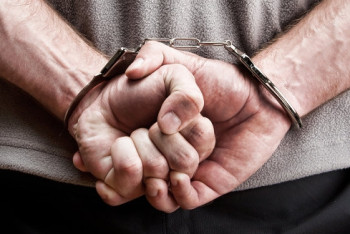 Банду рецидивистов задержали сегодня в Алматинской области