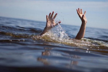 Фотография к новости: Пользователь Facebook рассказал, как на берегу Урала спасли тонувшую девушку