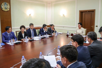 Фотография к новости: Госсекретарь ознакомилась с новыми правила поступления на стипендию «Болашак» 