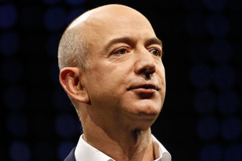 Билл Гейтс потерял место самого богатого человека в мире