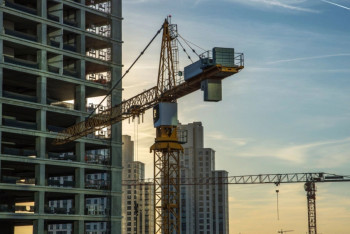 Фотография к новости: Начало есть, конца не видно: 12 проблемных ЖК могут найти новых застройщиков