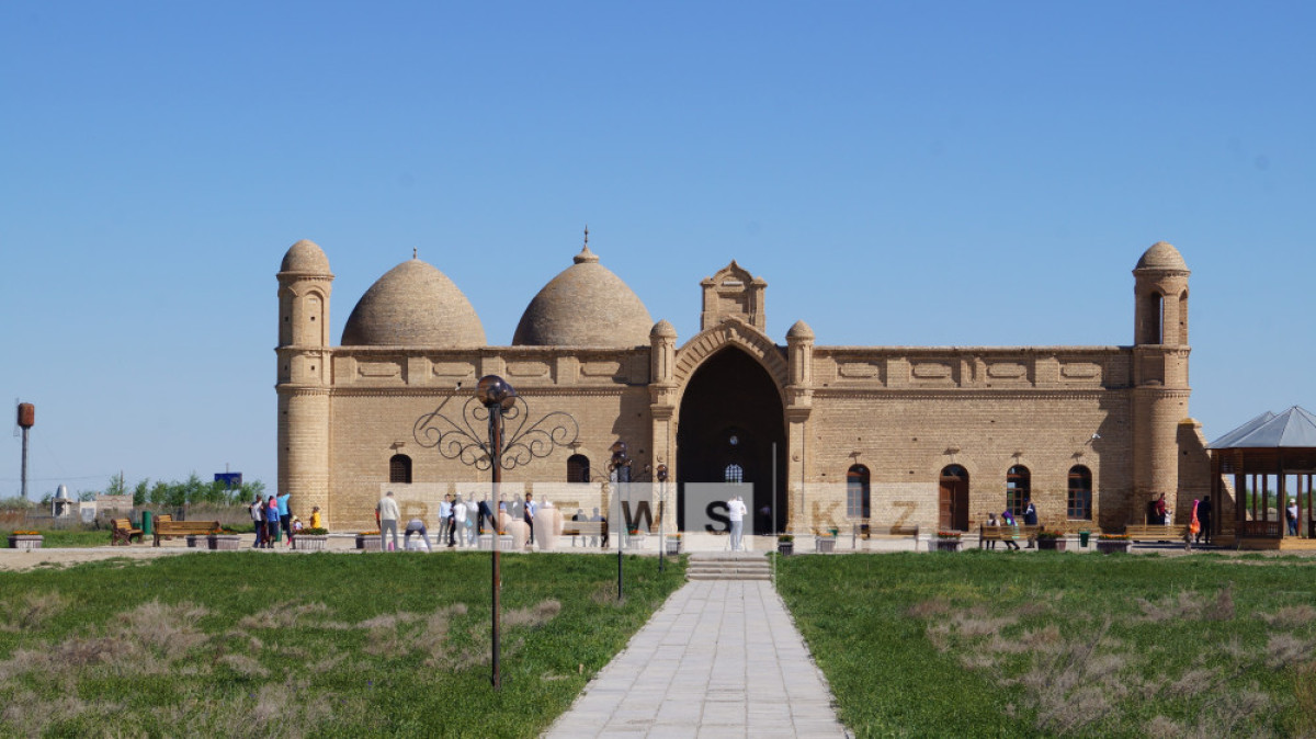 Мария Захарова