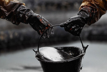 Фотография к новости: Мировые цены на нефть повысились на фоне ожиданий спроса на топливо