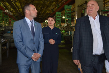 Фотография к новости: Мажилисмены решили проблему с выделением средств на строительство онкодиспансера в СКО