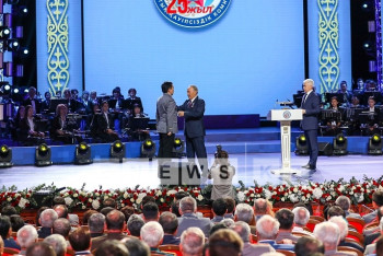 Фотография к новости: Нурсултан Назарбаев наградил лучших сотрудников КНБ