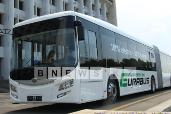 Фотография к новости: Туристов Алматы будут возить на новых немецких электробусах