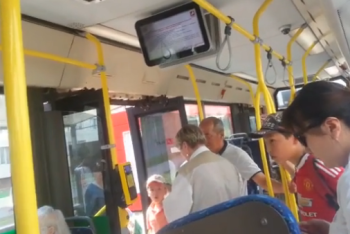 Астанчанин снял на сотовый телефон хамское поведение кондуктора