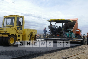 Десятки тысяч рабочих, сотни единиц техники: Как развивается транспортная инфраструктура Жетысу